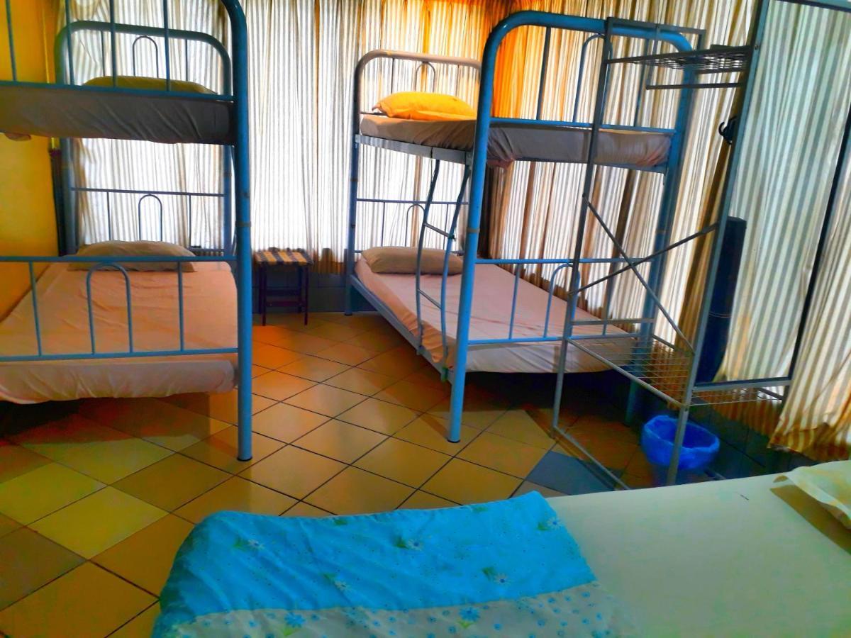 Rose Guesthouse Sandakan Exterior foto